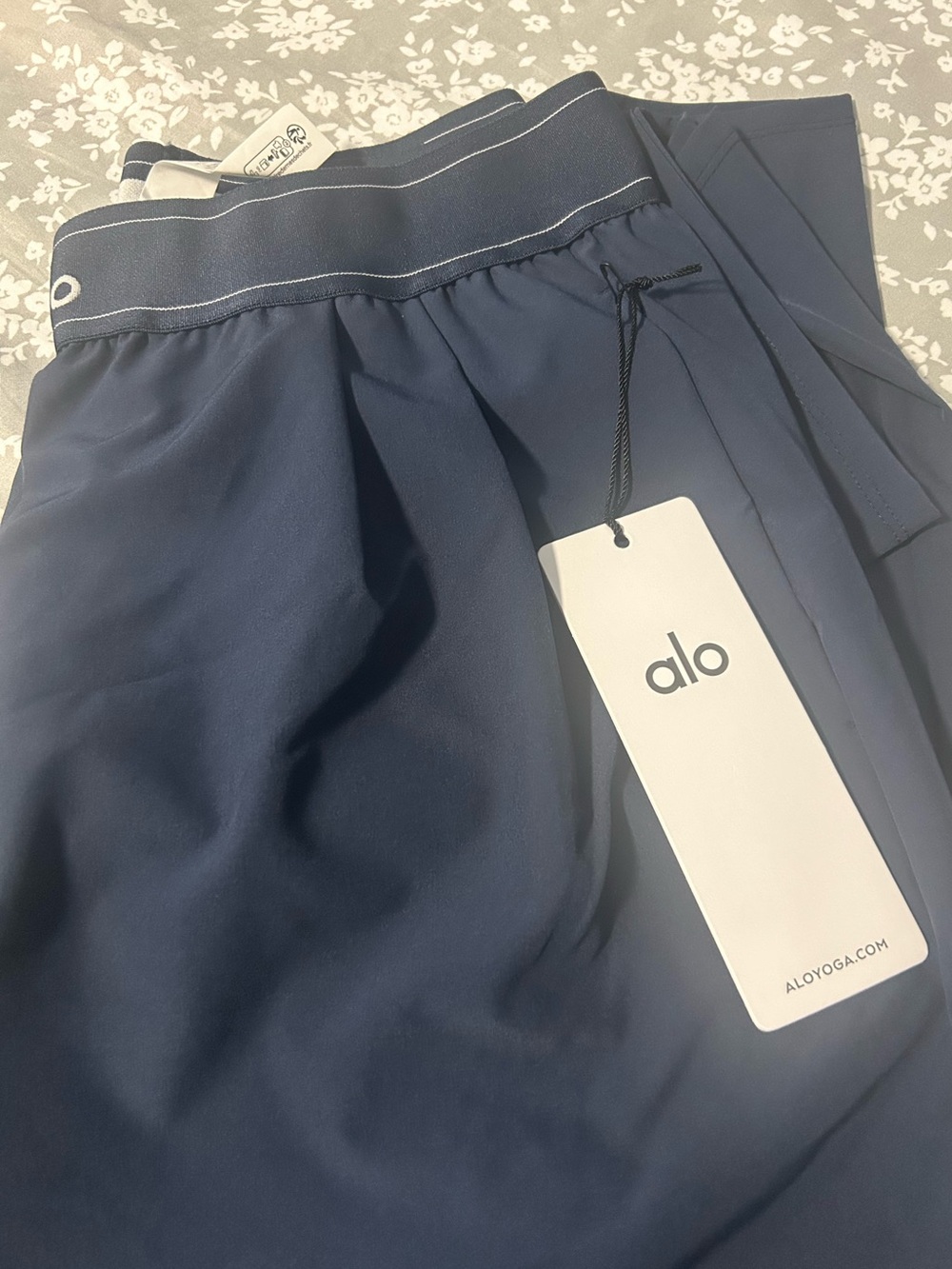 ALO Yoga Men's Navy Suit Up Trousers